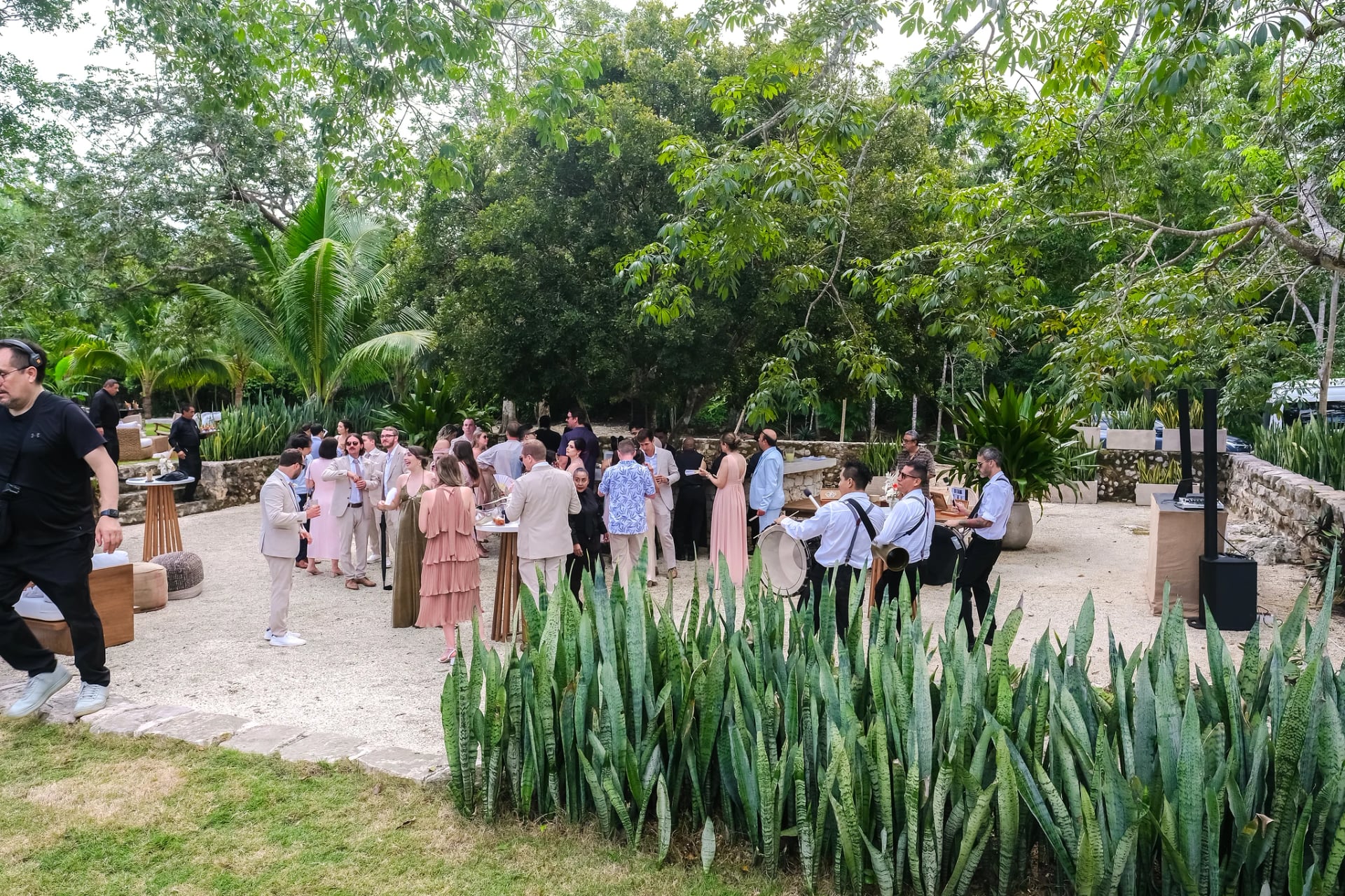 Multi-night Wedding Weekend at Onze Xpuha, group cocktail in the gardens
